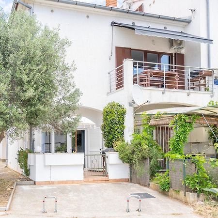 App Akumal-25M Zum Meer, Privatparkplatz, 50 Zoll Smart Tv, Sat Medulin Kültér fotó