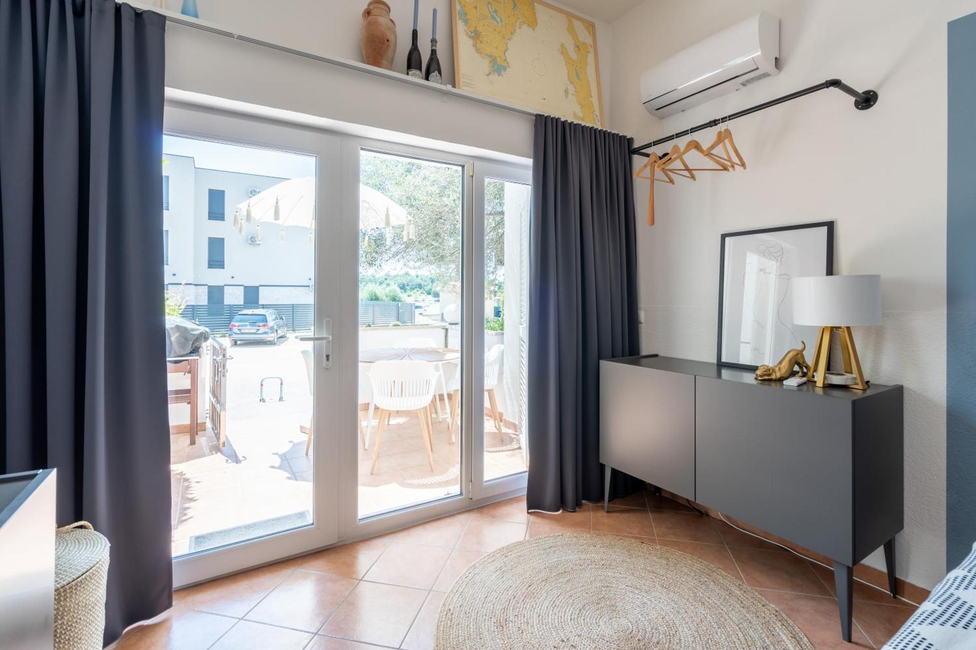App Akumal-25M Zum Meer, Privatparkplatz, 50 Zoll Smart Tv, Sat Medulin Kültér fotó